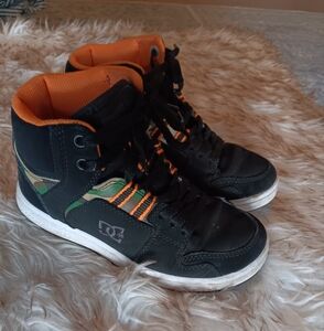 DC Black and Orange High-Top Sneakers with Padded Ankle Support